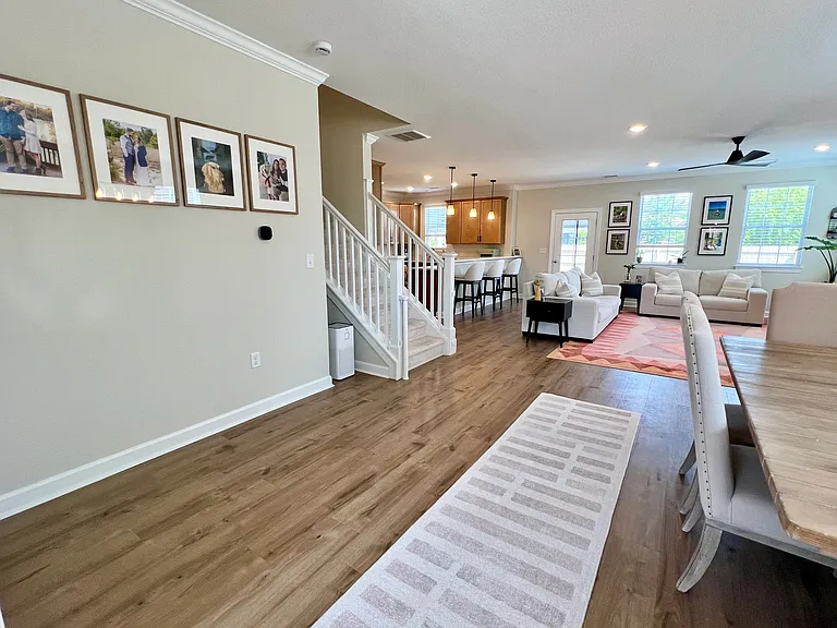 427 Middleton Way — Photo 5