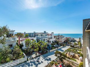 233 7th St, Manhattan Beach, CA 90266