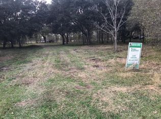 110 Cedar Creek Dr, Needville, TX 77461