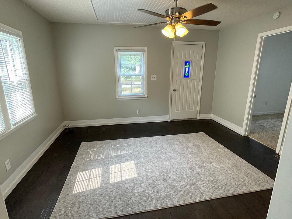 1st image of 2262 E Buder Ave