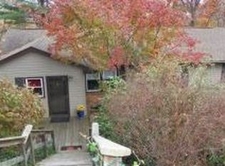 2420 Pinehill Cres, Staunton, VA 24401