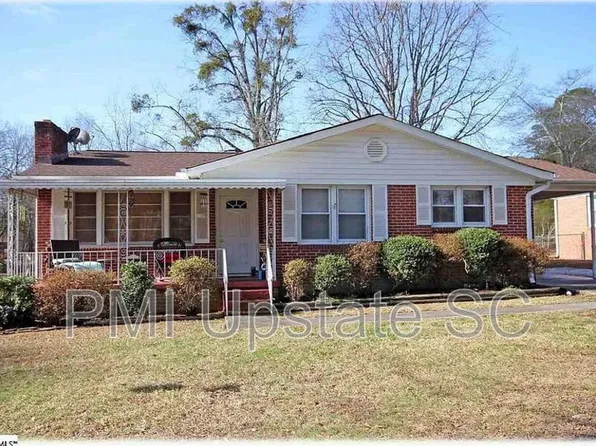 102 Tiffany Dr, Taylors, SC 29687