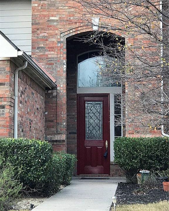 1st image of 8908 Preston Wood Dr