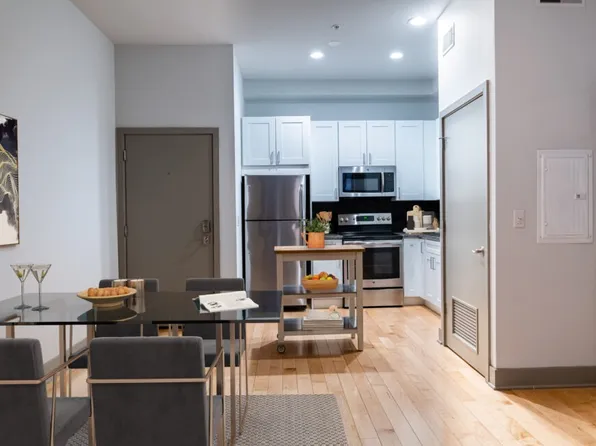 106 S 11th St APT 204, Philadelphia, PA 19107