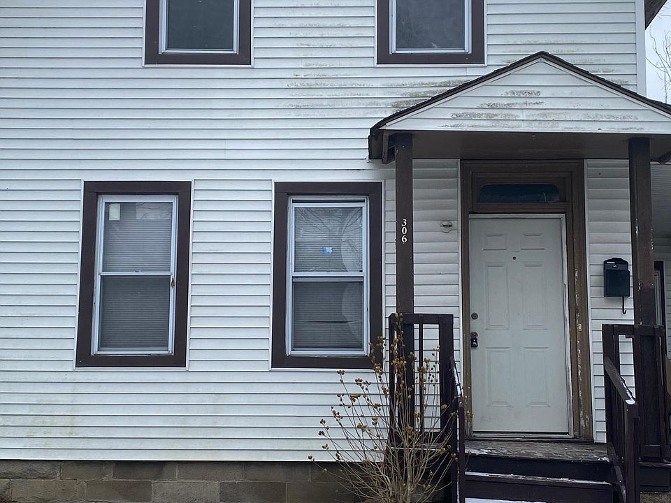 1st image of 306 10th St #1
