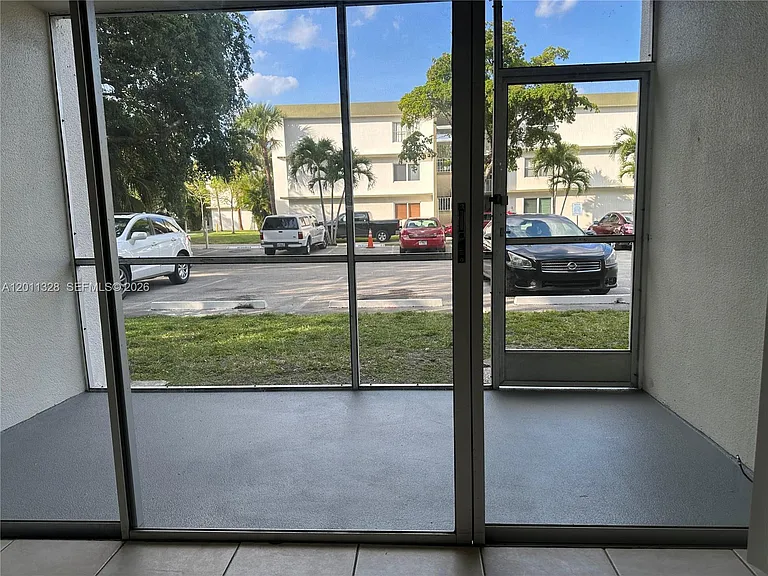 4215 N University Dr #101 — Photo 24
