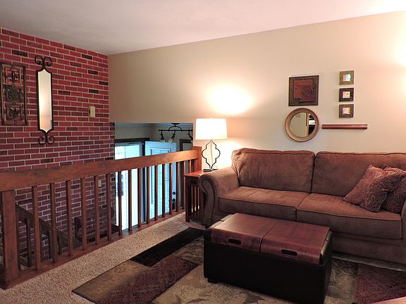 4th image of 3270 N Douglas Dr