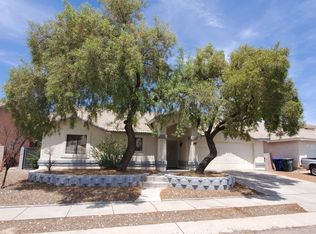 7993 S Lennox Ln, Tucson, AZ 85747