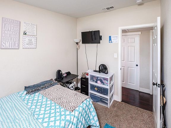 4th image of 1230 Drew St