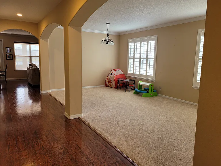 1519 Lexington Ave — Photo 22