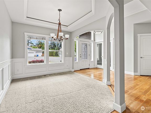 5th image of 10813 152nd Street Ct E