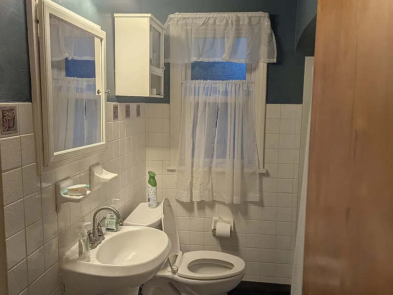 Full bathroom on main floor