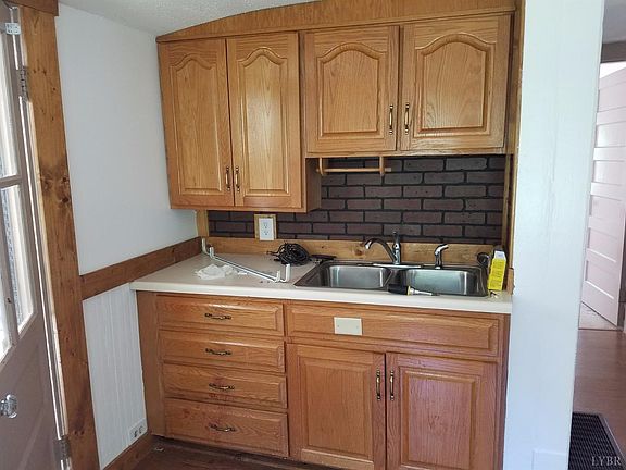 5th image of 209 Munford St Lot 215