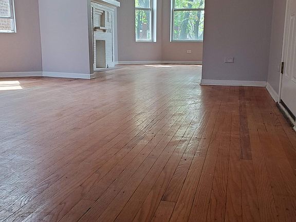 4th image of 4723 N Monticello Ave Floor 2