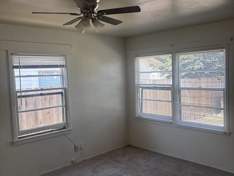 231 S G St #X — Photo 2