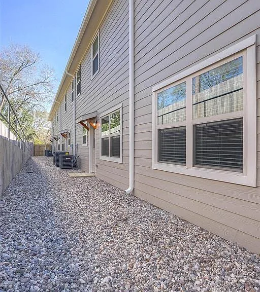1419 Avenue N #2 — Photo 45