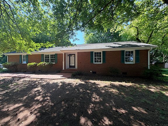 3rd image of 5701 Cates Dr