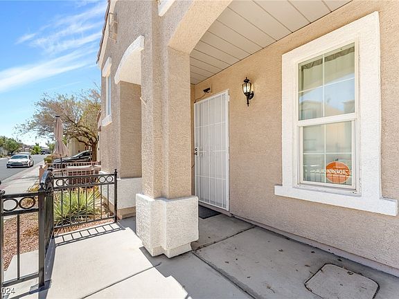 3rd image of 10337 Fancy Fern St