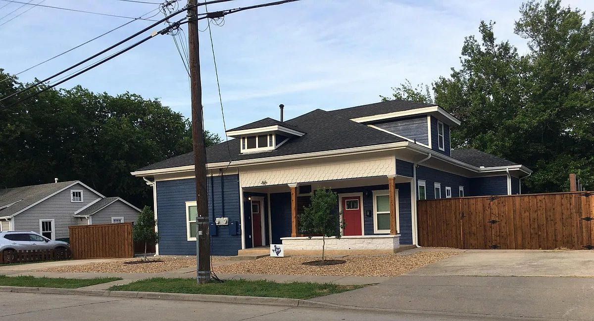 Building Photo - 512 N Kentucky St #B