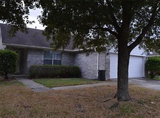 10426 Briar Patch St, Baytown, TX 77523
