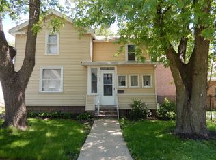 715 N View St, Aurora, IL 60506