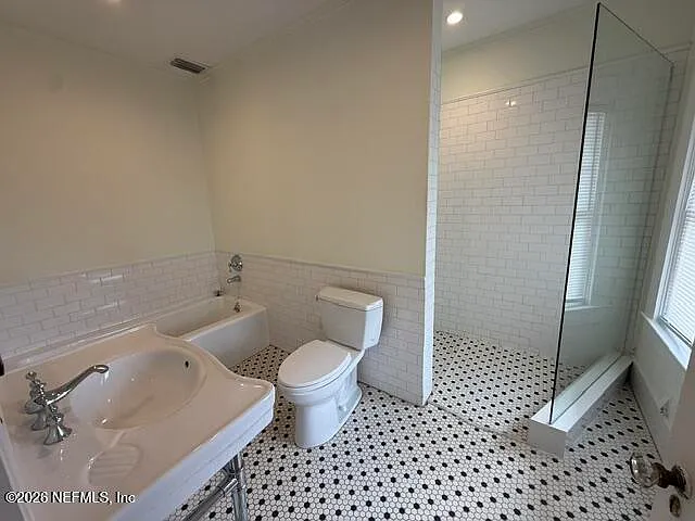 3522 Pine St — Photo 16