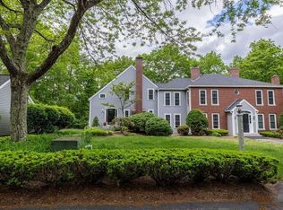 521 West St APT 11, Duxbury, MA 02332