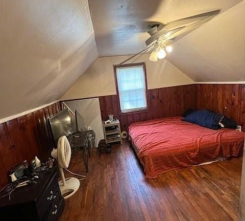 3rd image of 2829 Van Brunt Blvd
