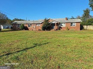 196 Wilson Ave, Fitzgerald, GA 31750