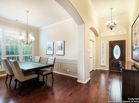 3rd image of 21834 Barton Woods