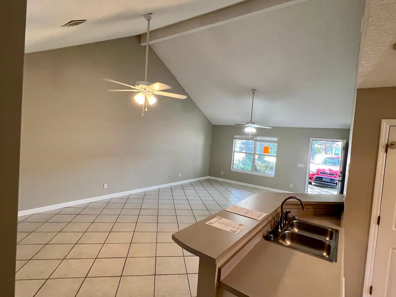 109 Cane Ct — Photo 4