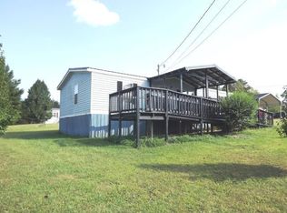 147 Echo Point Rd, Oneida, TN 37841