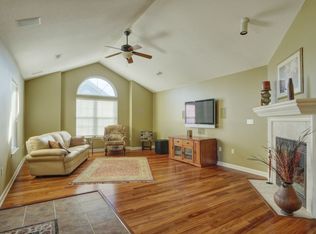 23304 W 71st Ter, Shawnee, KS 66227