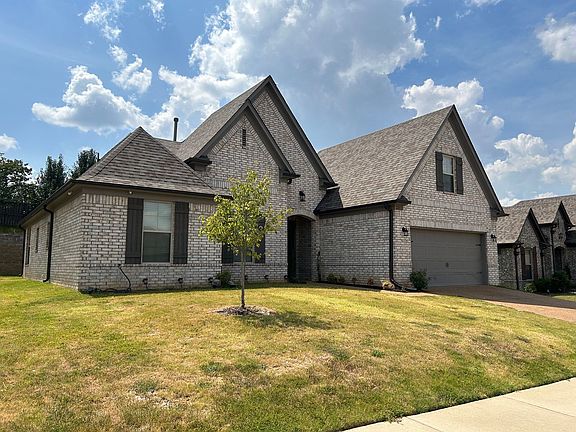 2nd image of 2241 Applemill Dr