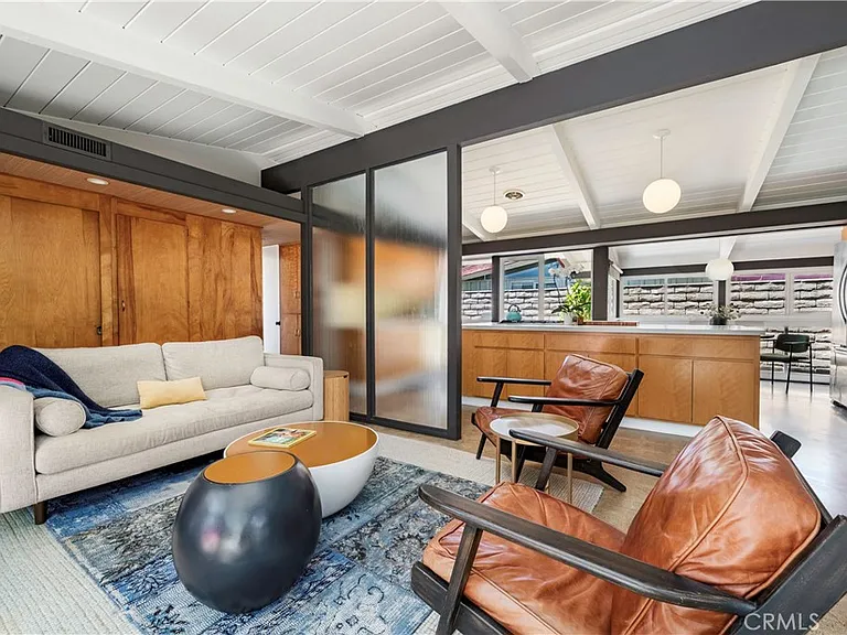 3257 Karen Ave — Photo 4