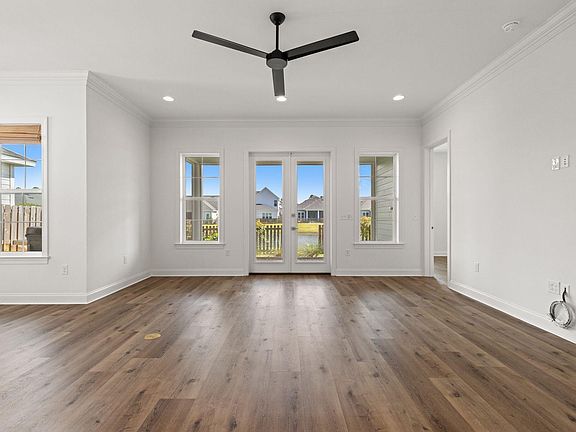 5th image of 202 Suwannee Dr