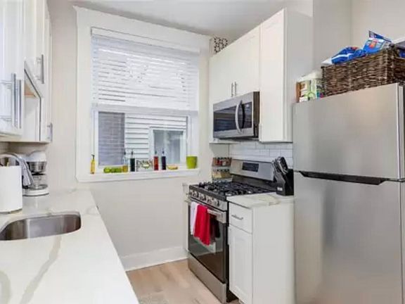 5th image of 4122 Shaw Blvd #2W