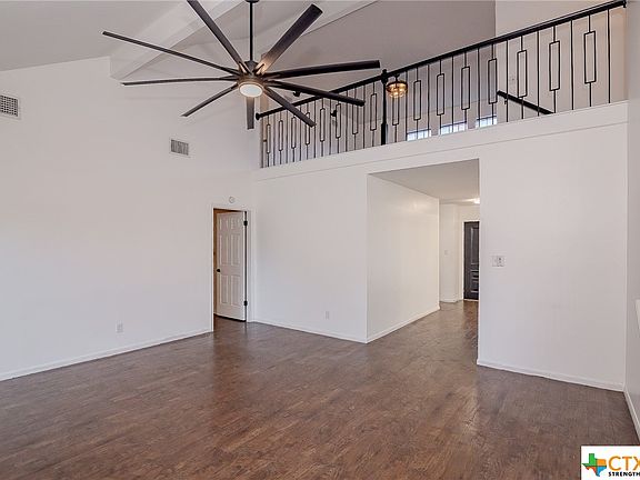 4th image of 109 Bloomingdale Cir