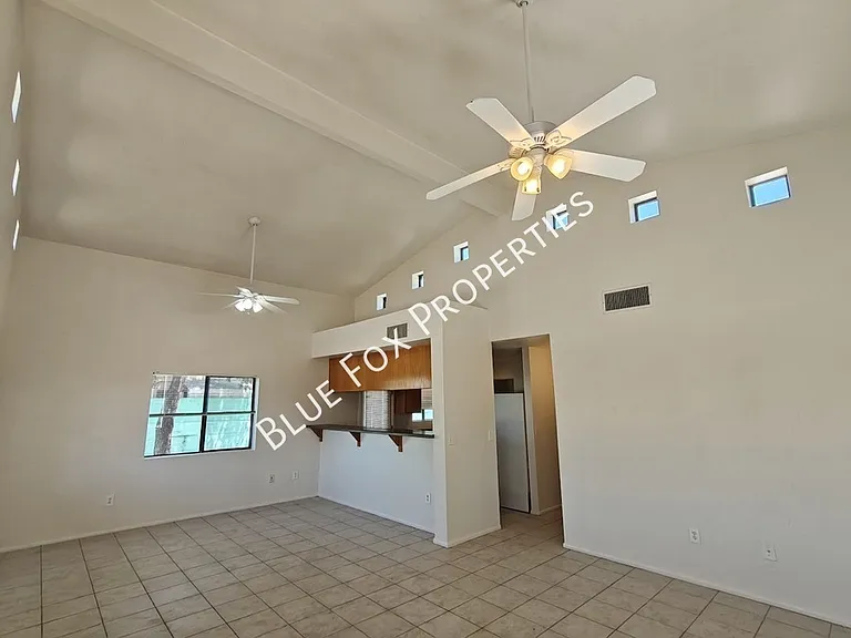 3318 E Bellevue St #B — Photo 13