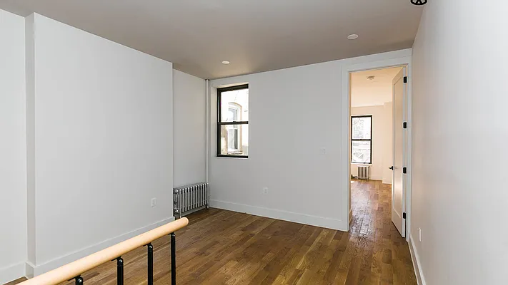 Rented by Nooklyn NYC LLC | media 19