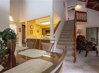 12 Norwood Dr, Bentonville, AR 72714