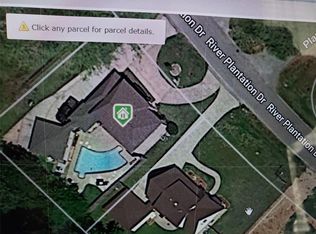 592 River Plantation Dr, Conroe, TX 77302