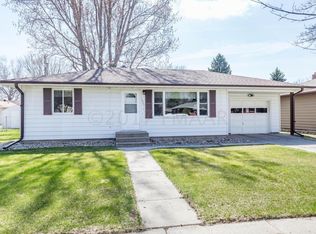 1325 19th Ave S, Moorhead, MN 56560