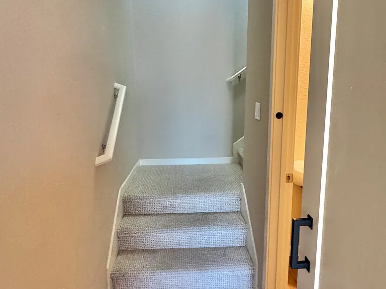 4103 Liverpool St — Photo 6