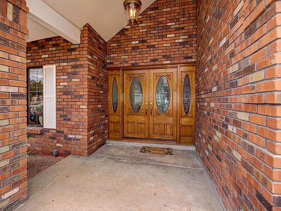 5th image of 4145 E Hope Cir