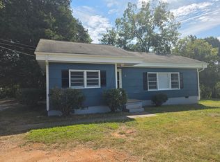 3006 Broadbay Dr, Winston Salem, NC 27107