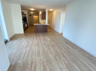 321 E Wacker Dr #1001, Chicago, IL 60601