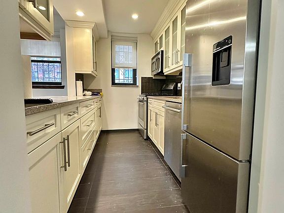 2nd image of 436-442 E 81st St #Bk