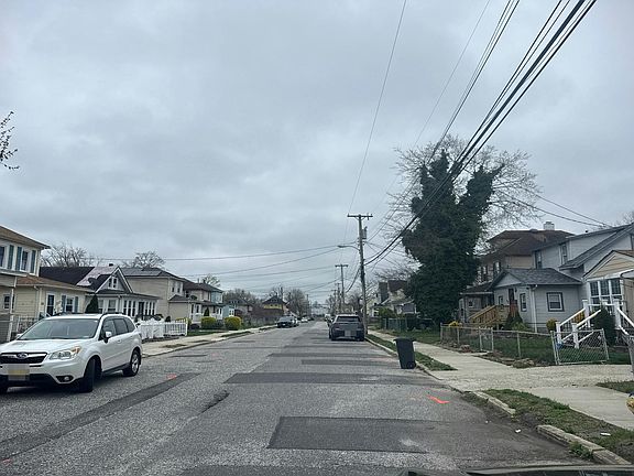 5th image of 18 N 4th St