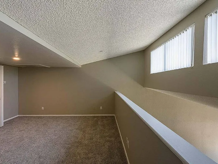 The Flats at Peoria — Photo 22